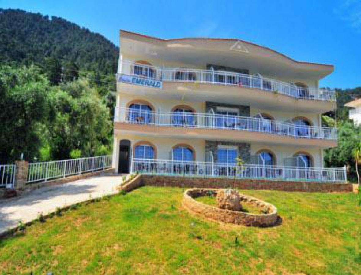 خْريسيا أموذيا Hotel Emerald المظهر الخارجي الصورة