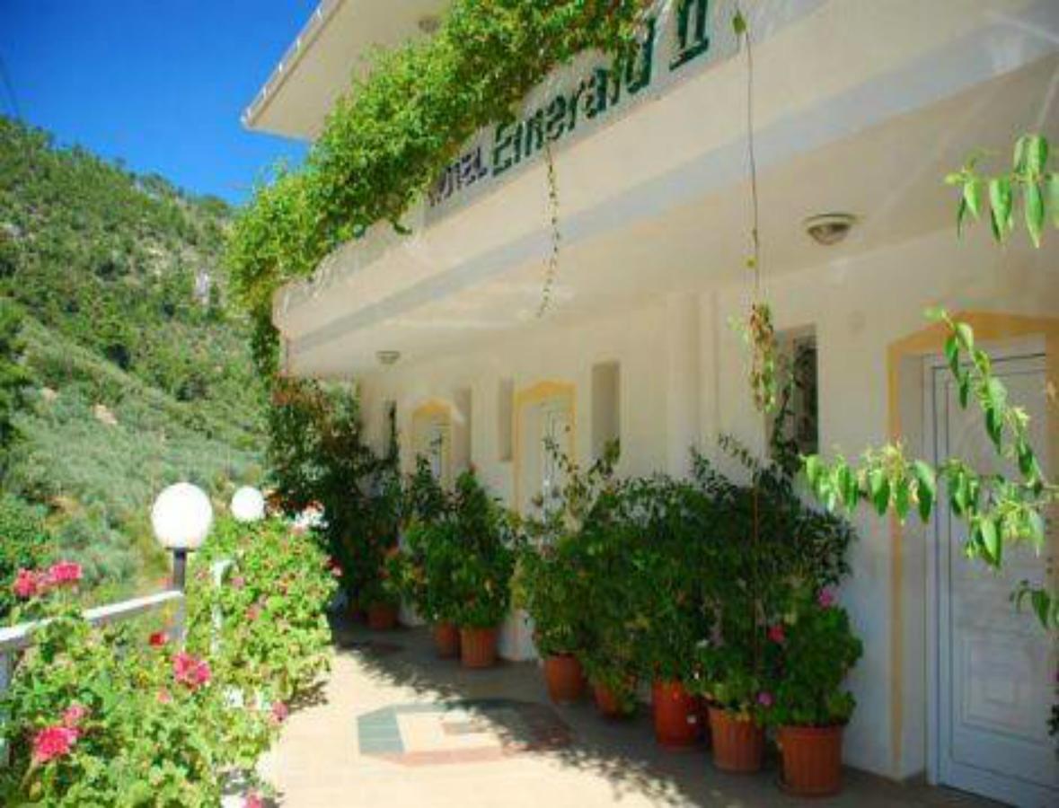 خْريسيا أموذيا Hotel Emerald المظهر الخارجي الصورة