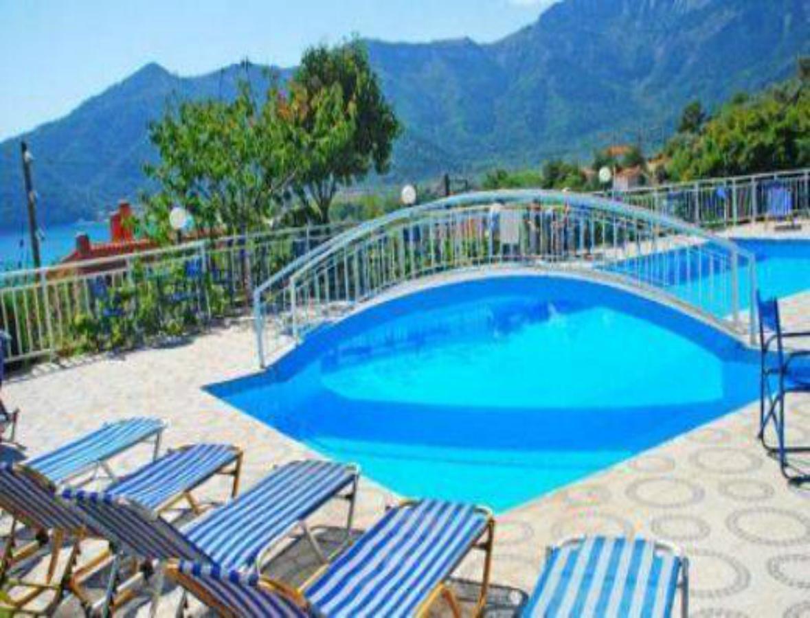 خْريسيا أموذيا Hotel Emerald المظهر الخارجي الصورة